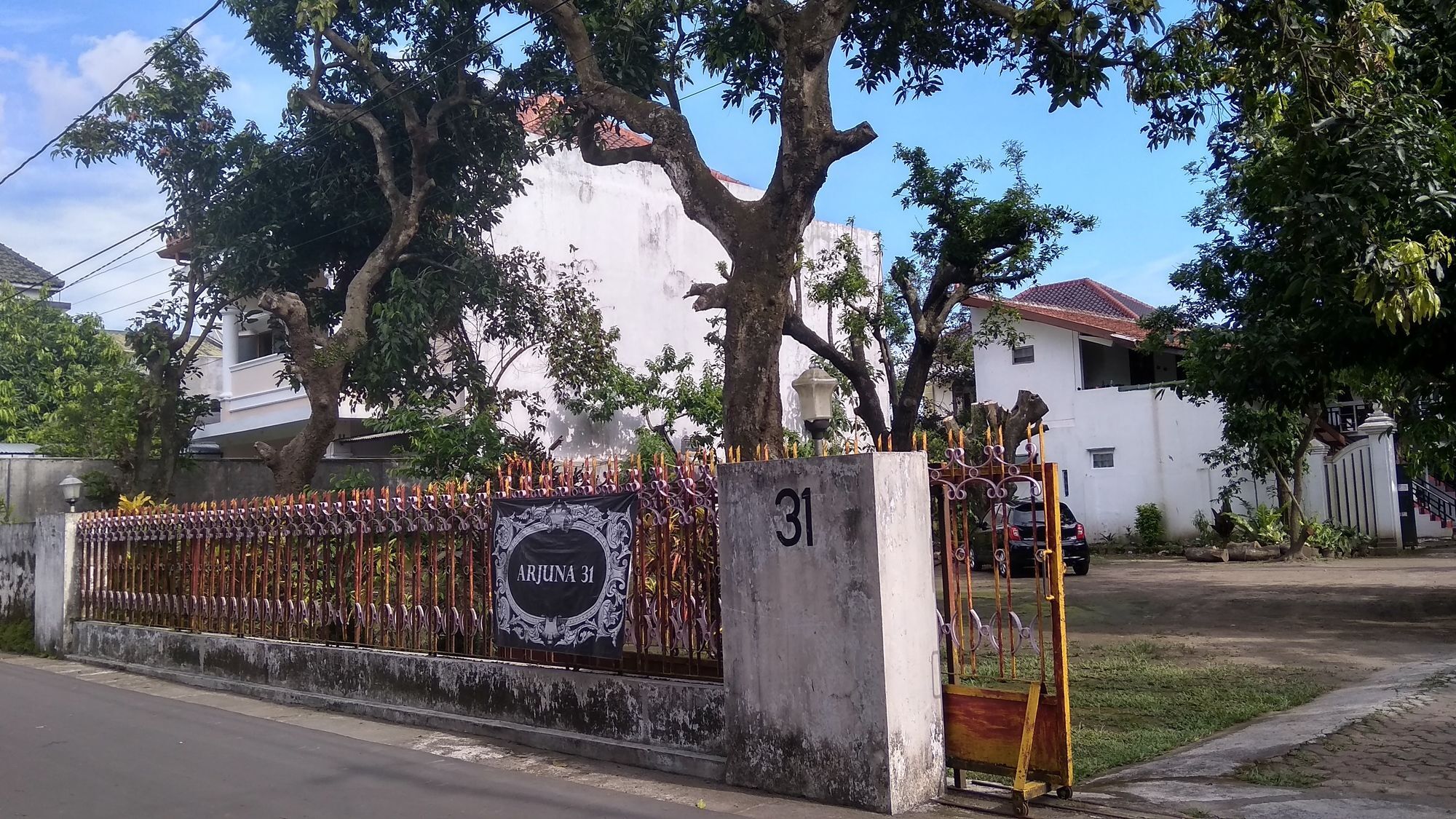 Arjuna 31 Yogyakarta Buitenkant foto